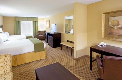 Comfort Inn & Suites - main image