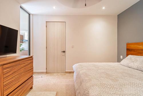 1 BD Suite with Private Balcony, Rooftop Pool, Gym, Tulum (Foto 10)