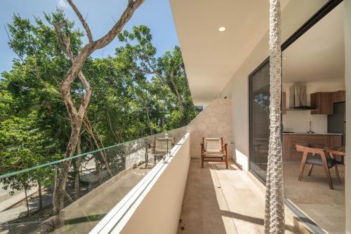 1 BD Suite with Private Balcony, Rooftop Pool, Gym, Tulum (Foto 8)