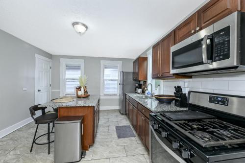 Spacious 3-Bed In Vibrant Tremont, Cleveland (photo 7)