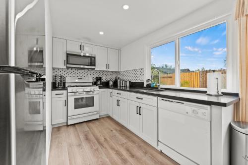 Cozy Retreat in West Covina, Modern Comfort and Great Location! in West Covina, USA