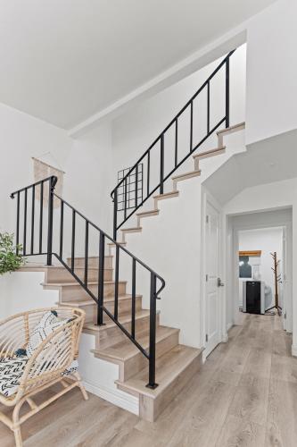 Cozy Retreat in West Covina, Modern Comfort and Great Location! in West Covina, USA