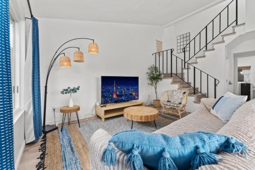 Cozy Retreat in West Covina, Modern Comfort and Great Location! in West Covina, USA