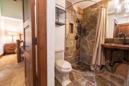 Serenity at Dollar Point - Luxurious 4BR w Private Backyard, Tahoe City (fotografie 5)