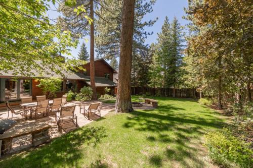 Serenity at Dollar Point - Luxurious 4BR w Private Backyard, Tahoe City (fotografie 9)
