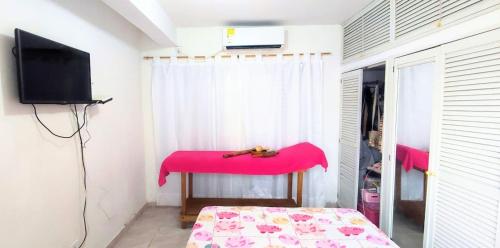 Facilities, Arte y Galeria Roberto in Pie De Popa