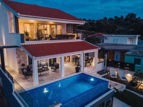 Seaside luxury villa with a swimming pool Razanj Rogoznica - 23572 - image 5