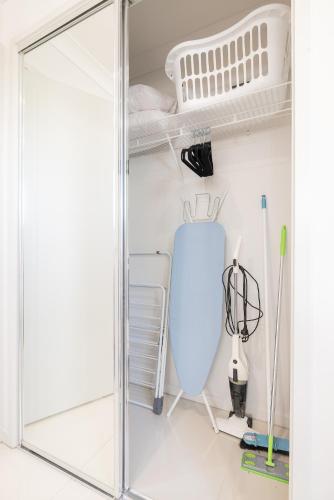 Smart Suites Self Check-in Apartments - W Freney