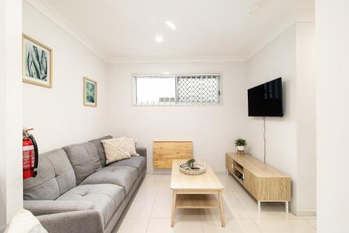 Smart Suites Self Check-in Apartments - W Freney