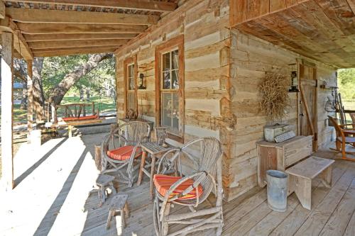 AB Butlers Dog Trot - Marshall Creek Suite - image 10