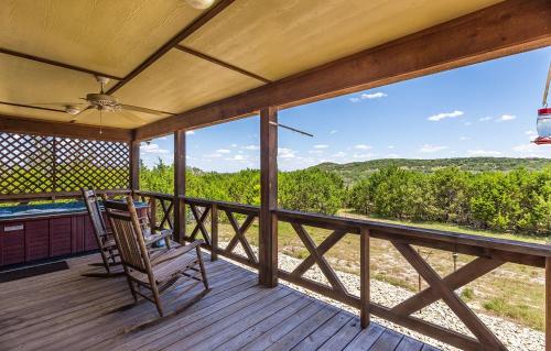 Appian Way Oliva Cottage in Fredericksburg, USA