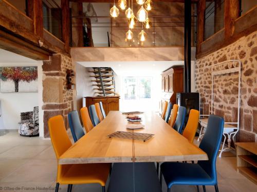 Gîte spacieux avec sauna, 12 personnes - FR-1-583-328 gîte à louer Ternuay-Melay-et-Saint-Hilaire
