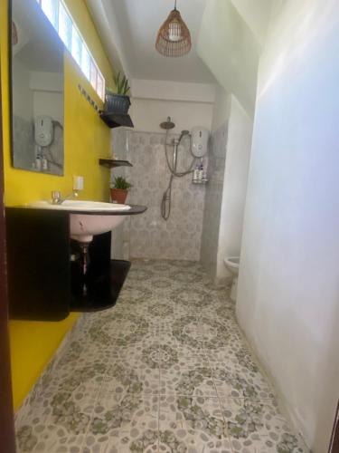 Homestay Yellow Natural House - image 5