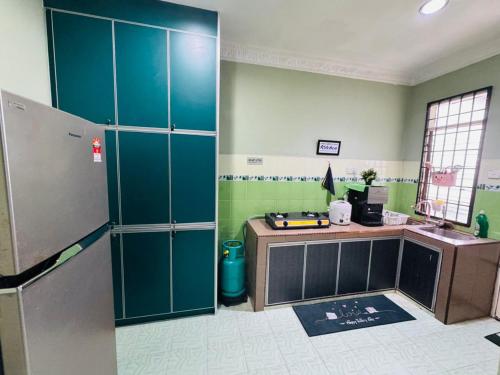 Nawra Iman Guest House