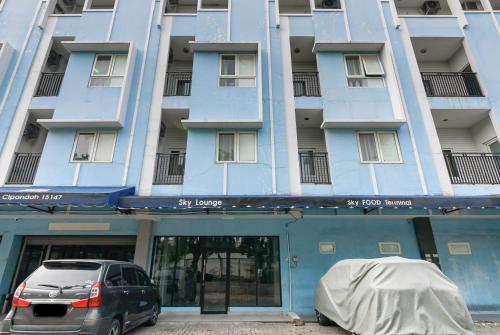 Entrance, Collection O Tangerang Near Garuda Training Center in Jakarta