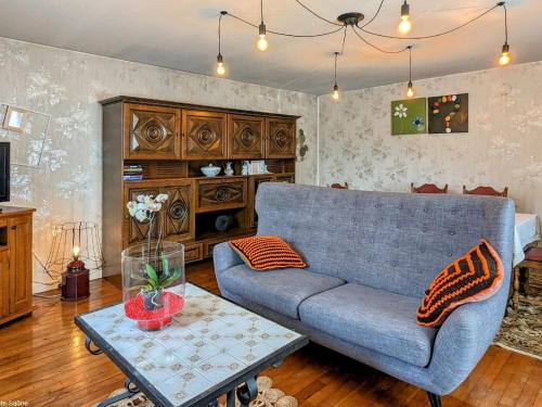 Maison de ville avec terrasse - Proche Luxeuil-les-Bains - FR-1-583-333 gîte à louer Esboz-Brest