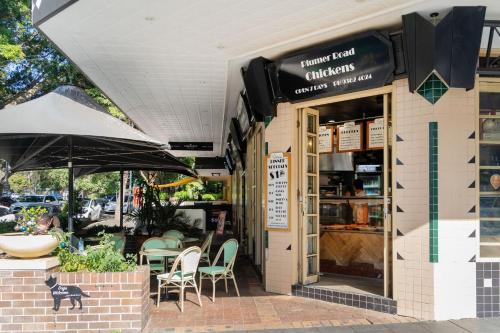 Pet-Friendly Home Just Minutes from Bondi Beach - image 2