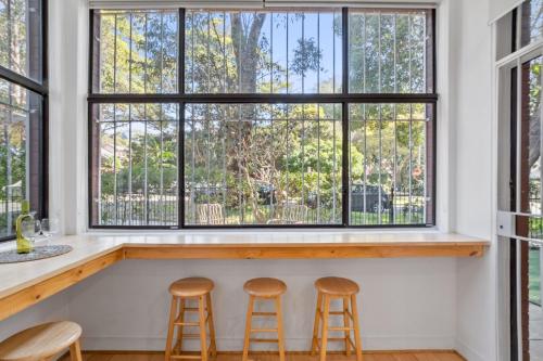 Pet-Friendly Home Just Minutes from Bondi Beach in Bellevue Hill