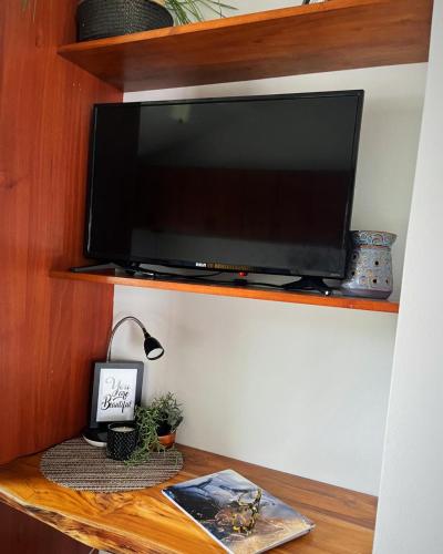 Designer-inspired 1bed1bath Condo Close To Beach