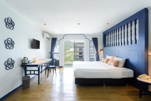 room detail thumbnail 1