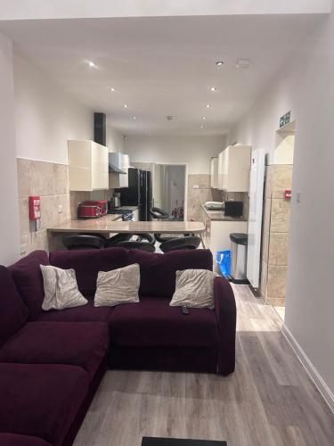 Seaford Guest House Pri in Stoke On Trent