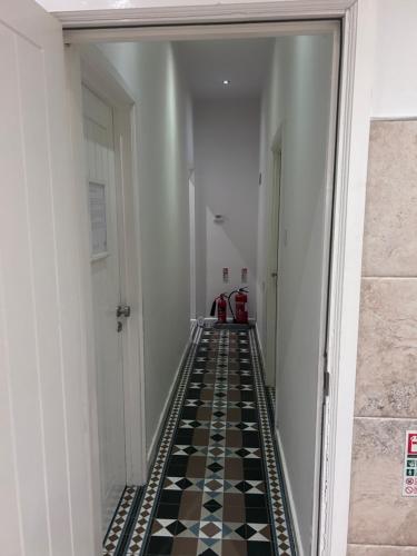 Seaford Guest House Pri in Stoke On Trent