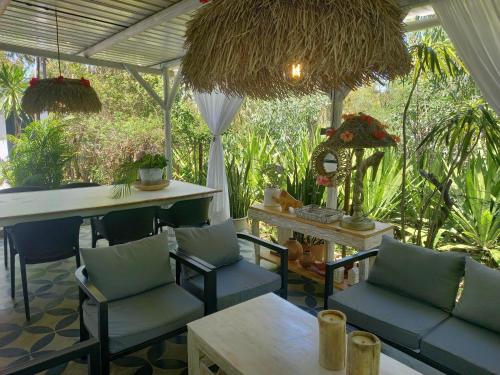 Mamy Cherie in Pulau Rodrigues