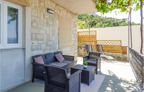 外部景觀, Lovely Apartment In Omis With House Sea View in 奧米斯