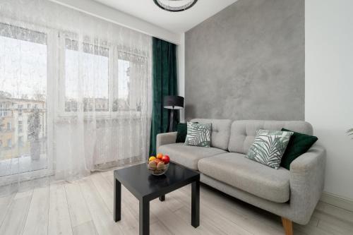 Two-Bedroom Deluxe Apartment with Balcony