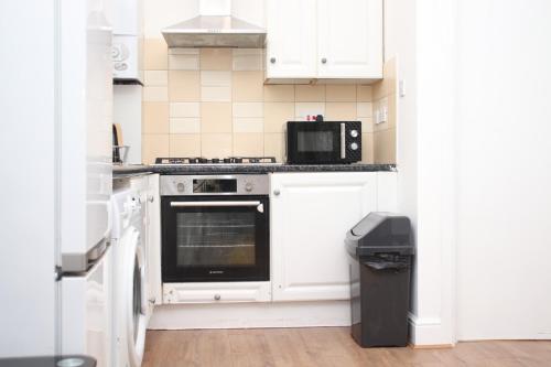 Ideal Property in London, London (Foto 5)