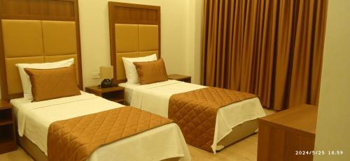 Double Room image 5