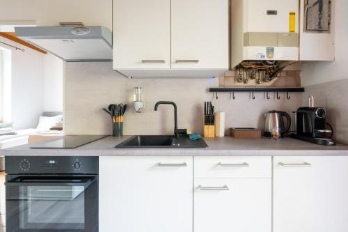Chic Apartment in Leoben - Balcony & Easy City Access, Leoben (fotografie 3)