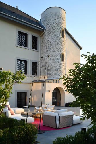 Chateau De Neydens gîte à louer Juvigny