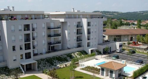 Buitenkant, Modern 1 Bdr + Balcony + Free Parking + AC + Pool in L'Isle-d'Abeau