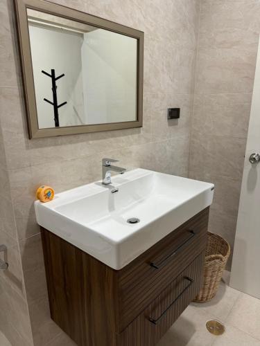 Superior Family Room image 10