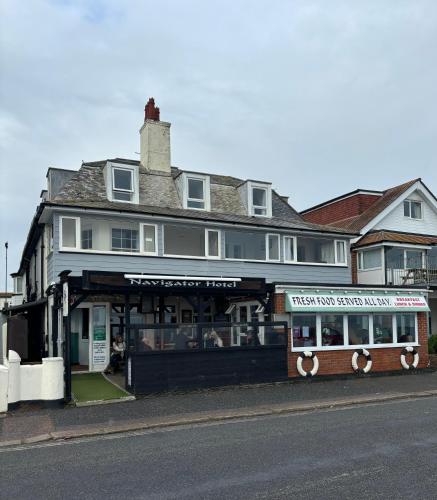Navigator Hotel 1