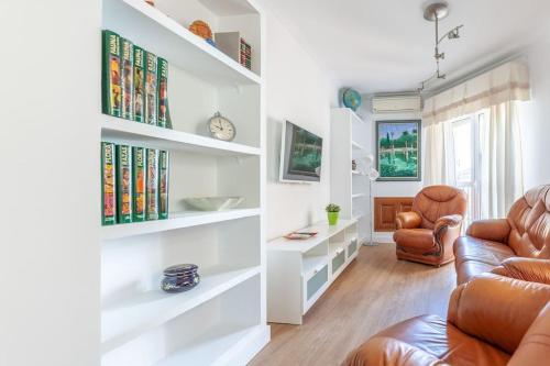 Three-Bedroom Standard Apartment image 10