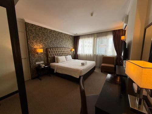 room detail thumbnail 0