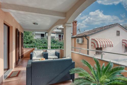 Apartments Folo - image 10