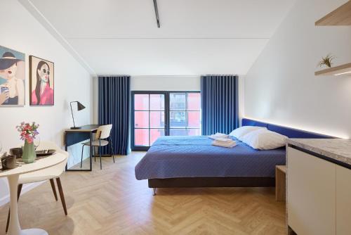 Stylish Volta Quarter Studios with AC - image 3