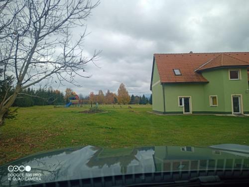 Ferienhaus im Goldenen Dreieck von Tschechien in Dolni Rasnice