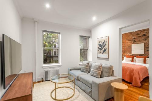 East Village Escape with 3BD 2BA near Tompkins Square Park in New York, USA