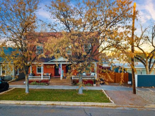 Beautiful Historical House in Pueblo, USA