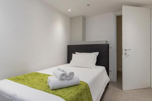 Xenia Apartments - Modern three-room apartment in Moscova area, Milan