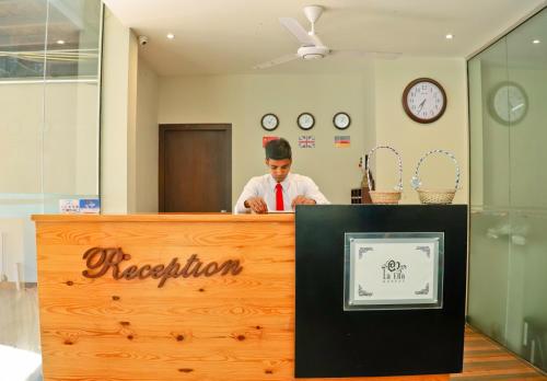 Oak Ray La Ella Breeze in Ella