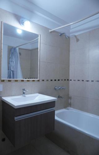 Balvanerita - image 4