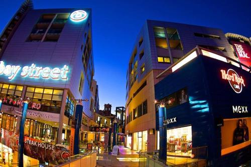 Stylish 2BR home with private balconies by 360 Estates