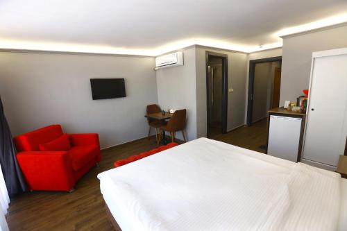 Zendy Suite Hotel