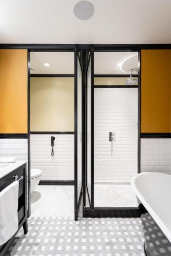 Valverde Hotel - image 11