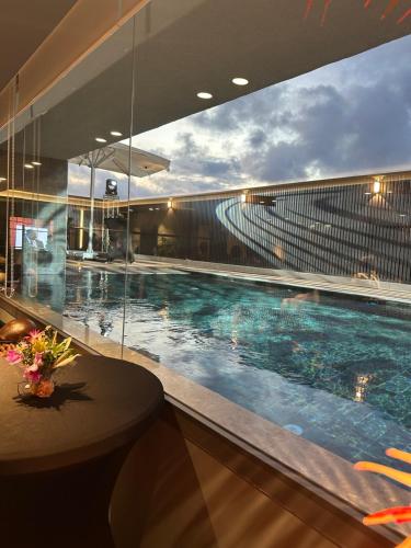 ผับ/เลาจน์, L'Avenue Hotel Apartment Abidjan near สนามบินปอร์ตบูเอต์